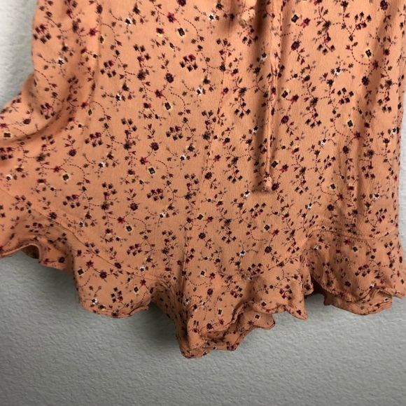 BLUE LIFE Retro Tie Front Floral Romper Petal 🌼 - Picture 5 of 12